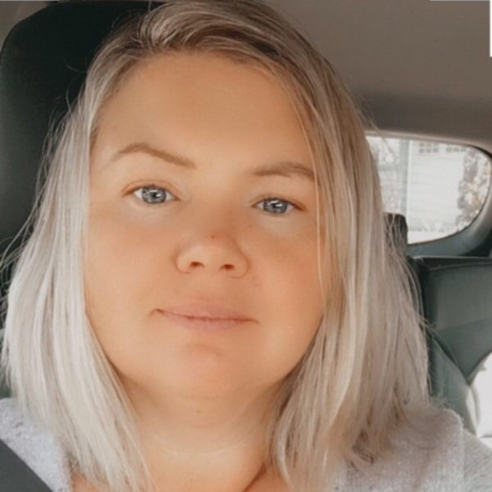 Meet your Posher, Tina
